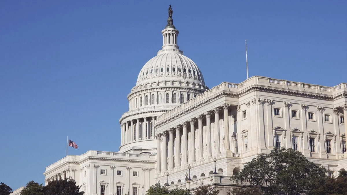 Wyden quer manter salvaguarda da Secção 604 para developers