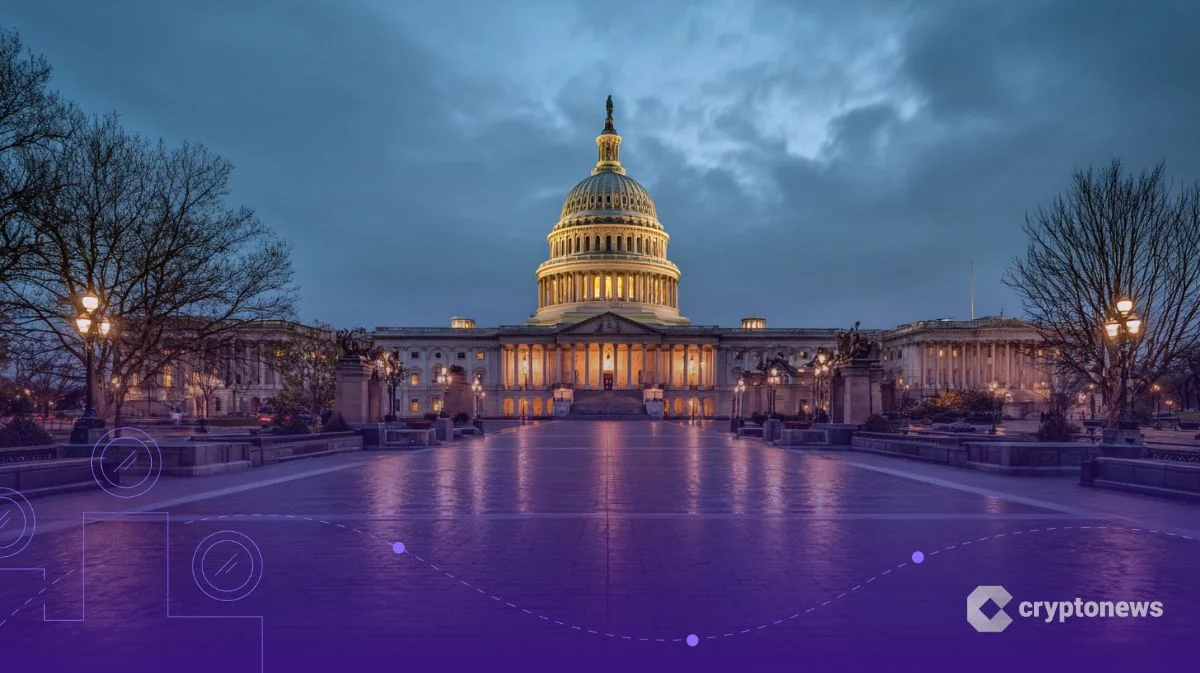 Lummis: Stall the CLARITY Act and Crypto Rules Wait Until…
