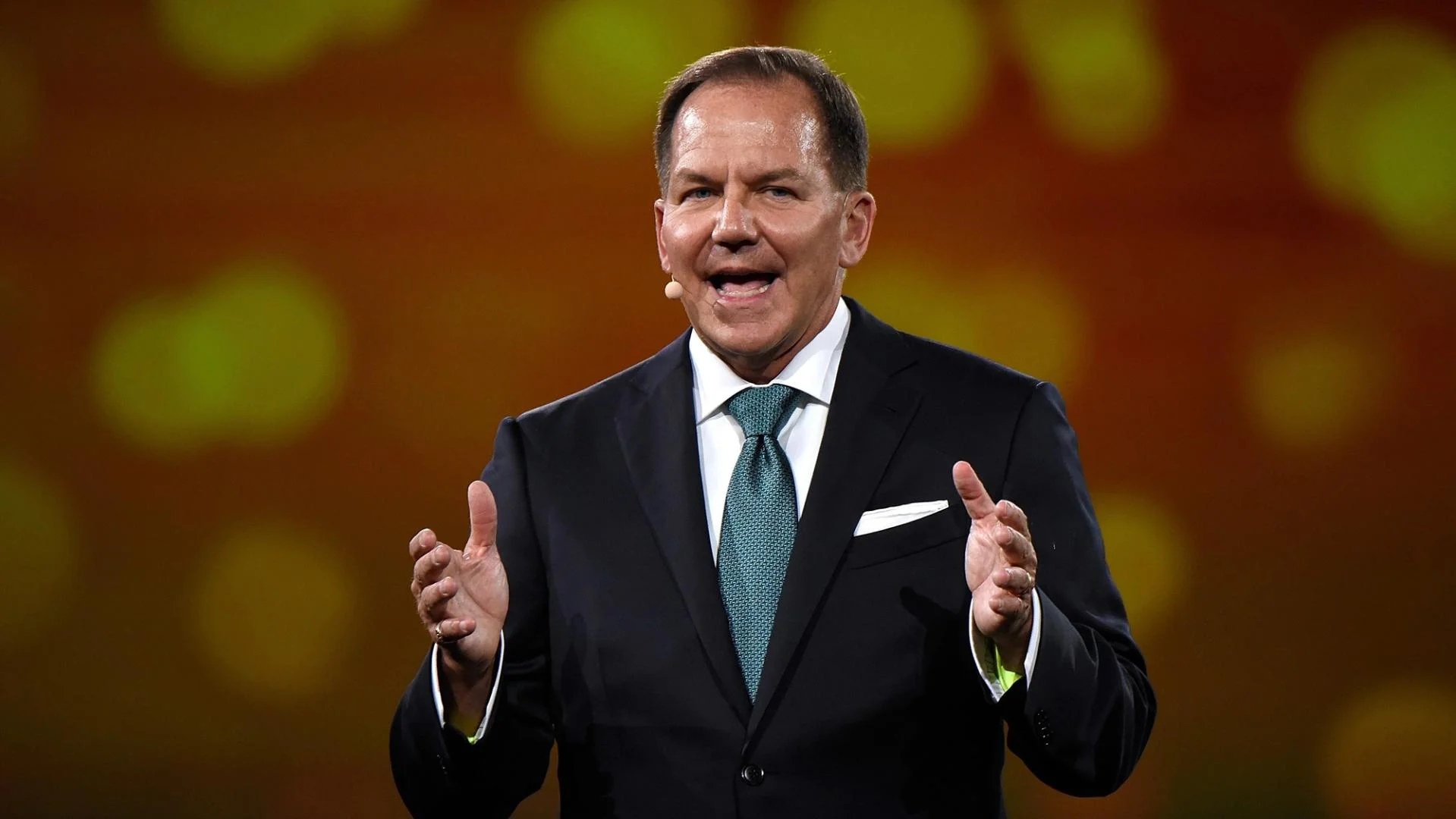 Paul Tudor Jones names Bitcoin the best inflation hedge — and says stocks are overvalued.