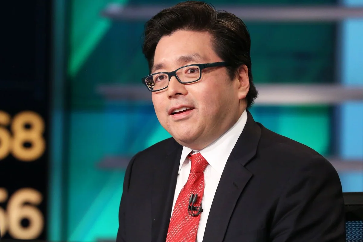 Tom Lee Predicts Q4 Will Ignite Biggest BTC Rally of Our Lifetime