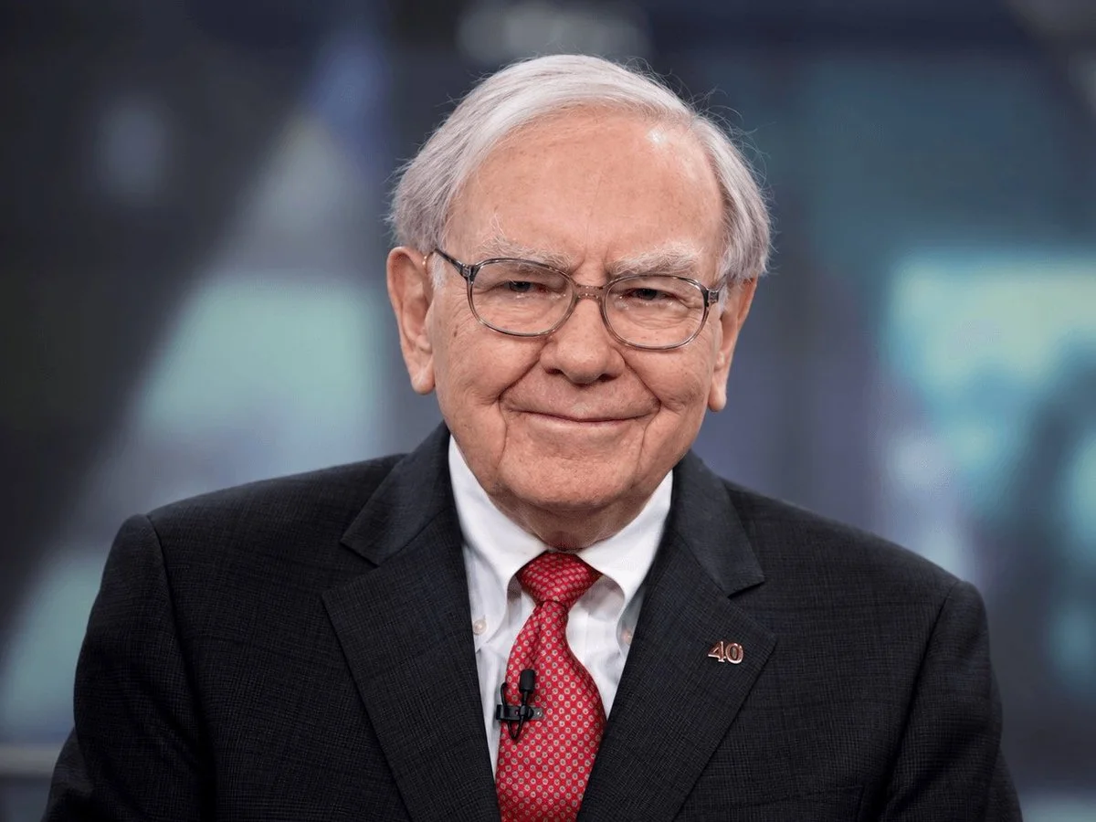 Warren Buffett Steps Down as Berkshire Hathaway Chairman