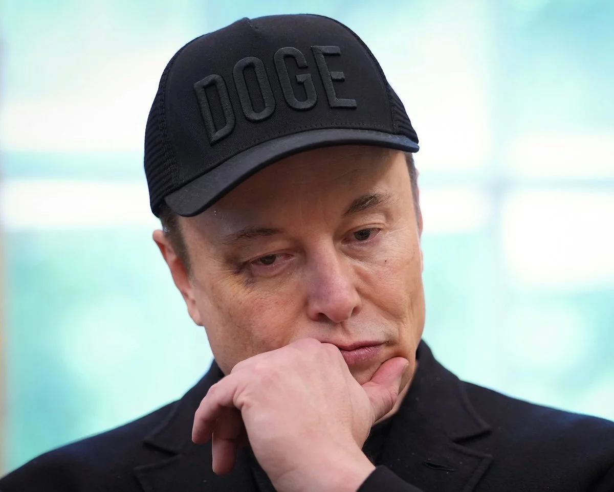 Musk Warns Fraud Rings Steal From US Taxpayers