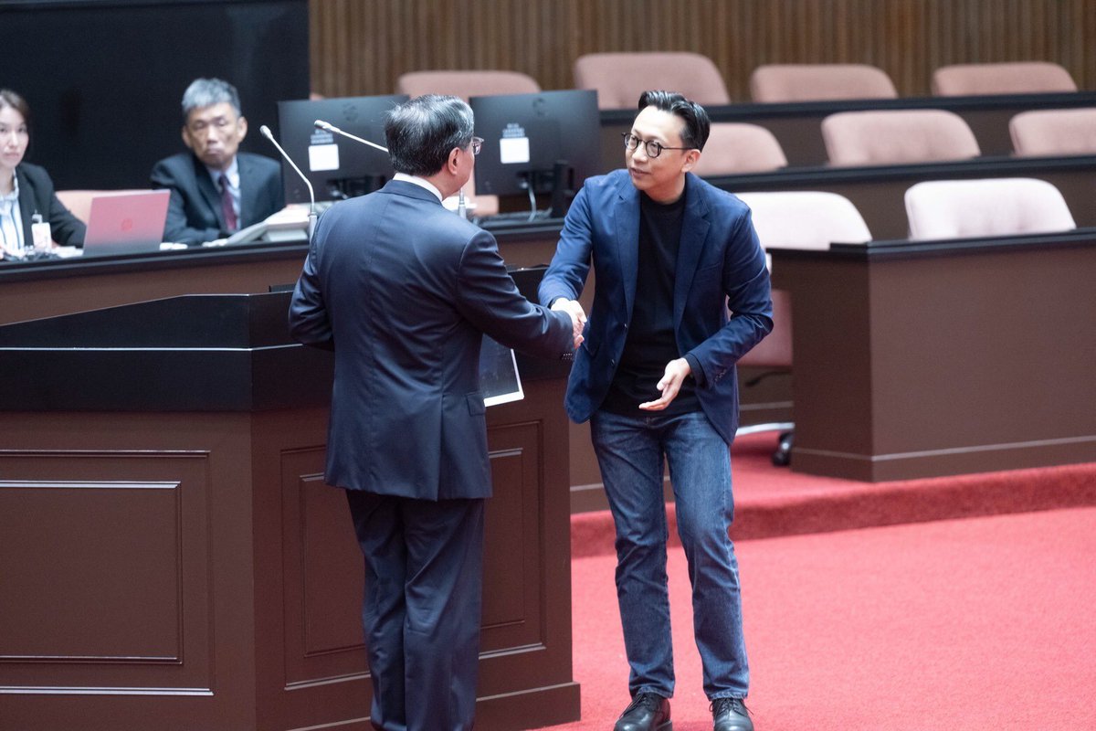 Taiwan Lawmaker Calls for Bitcoin Reserve Using Foreign Exchange Reserves

Accor